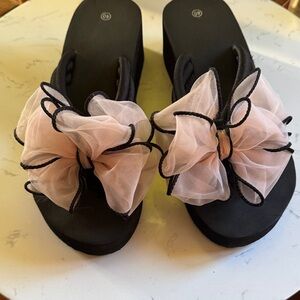 Elegant Black and Pink Women's Sandals